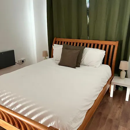 Sunny 1 Bedroom Apartment, Ocean House, East Wittering Exterior photo
