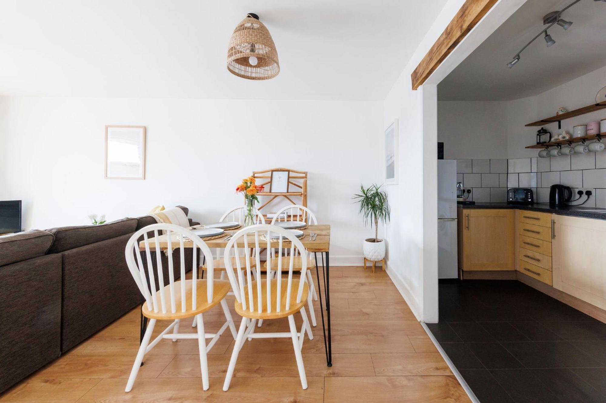 Sunny 1 Bedroom Apartment, Ocean House, East Wittering